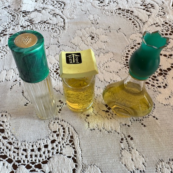 Avon Elegant Women's Fragrance Bottles - Green and Yellow - Picture 2 of 13
